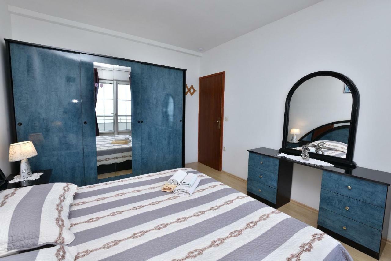 Apartments Brico プリモシュテン エクステリア 写真